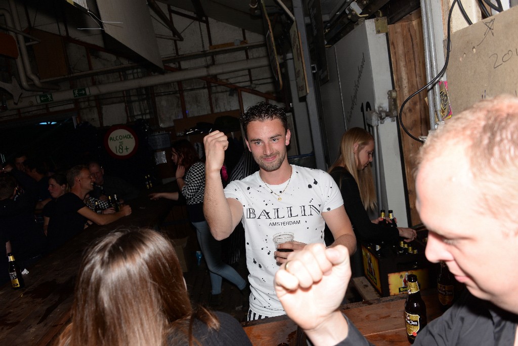 ../Images/Feest zonder naam 2019 044.jpg